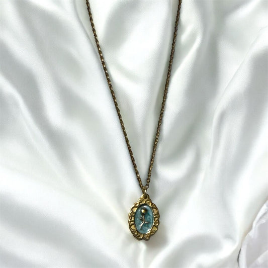 Vintage Bloom Pendent